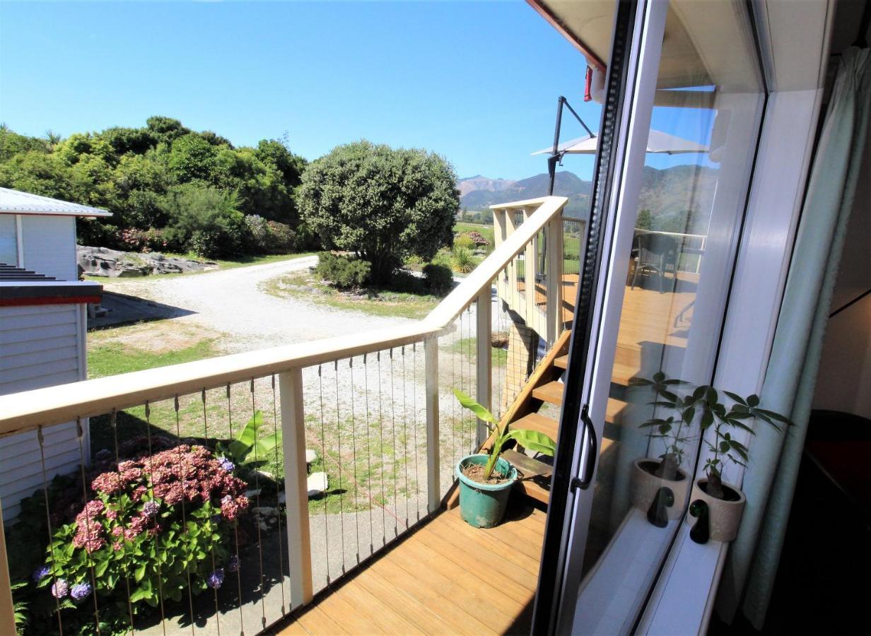 Labyrinth Gardens Guest House 塔卡卡 外观 照片